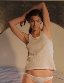 ravina 22 year female call girls in Jaipur